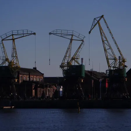 8 Pietro Al Wyzwolenia 슈체친