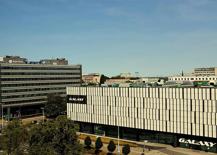 8 Pietro Al Wyzwolenia Szczecin